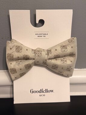 Goodfellow & Co Beige Patterned Bow Tie